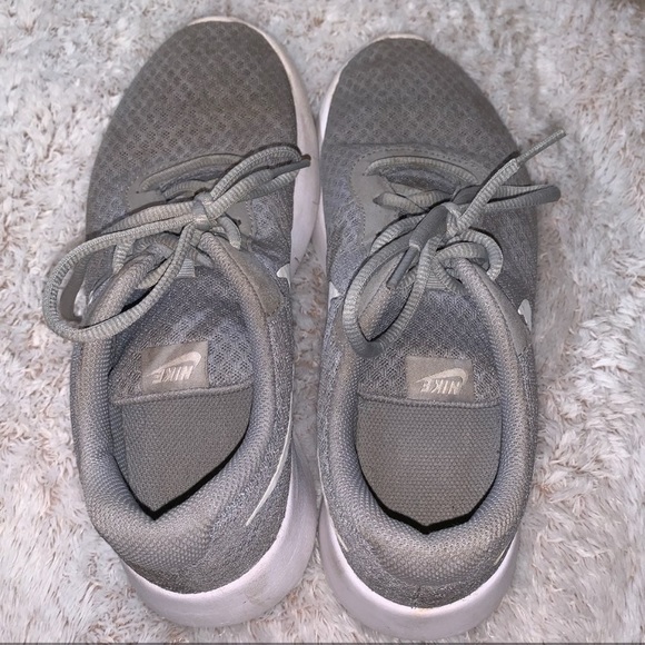 CHEAP Nike Running Shoes - Picture 2 of 3